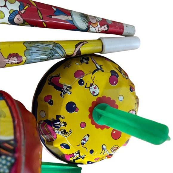 noise makers to ring as you please. Vintage. - Picture 6 of 7